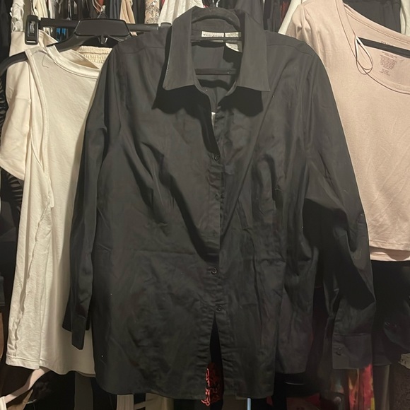 Vintage 90’s BLACK BUTTON DOWN WITH FRENCH CUFFS​ - Picture 4 of 5